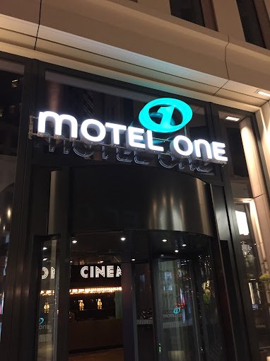 Motel One Berlin-Upper West